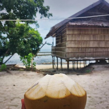 West Mansuar Homestay Pulau Mansuar Buitenkant foto