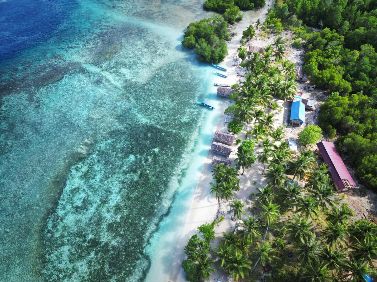 West Mansuar Homestay Pulau Mansuar Buitenkant foto
