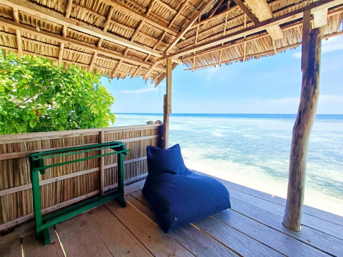 West Mansuar Homestay Pulau Mansuar Buitenkant foto