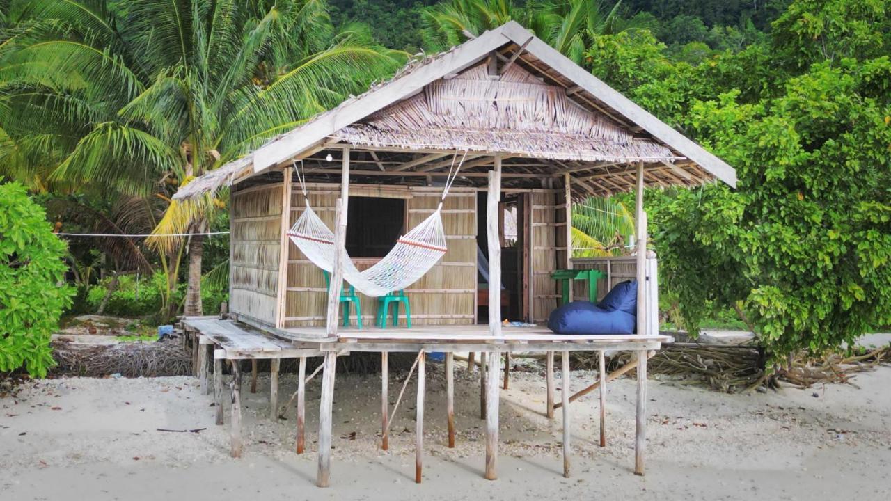 West Mansuar Homestay Pulau Mansuar Buitenkant foto