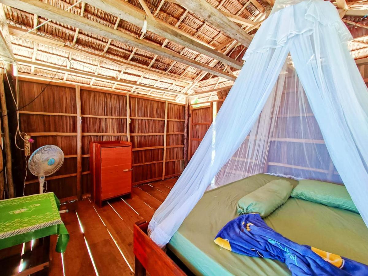 West Mansuar Homestay Pulau Mansuar Buitenkant foto